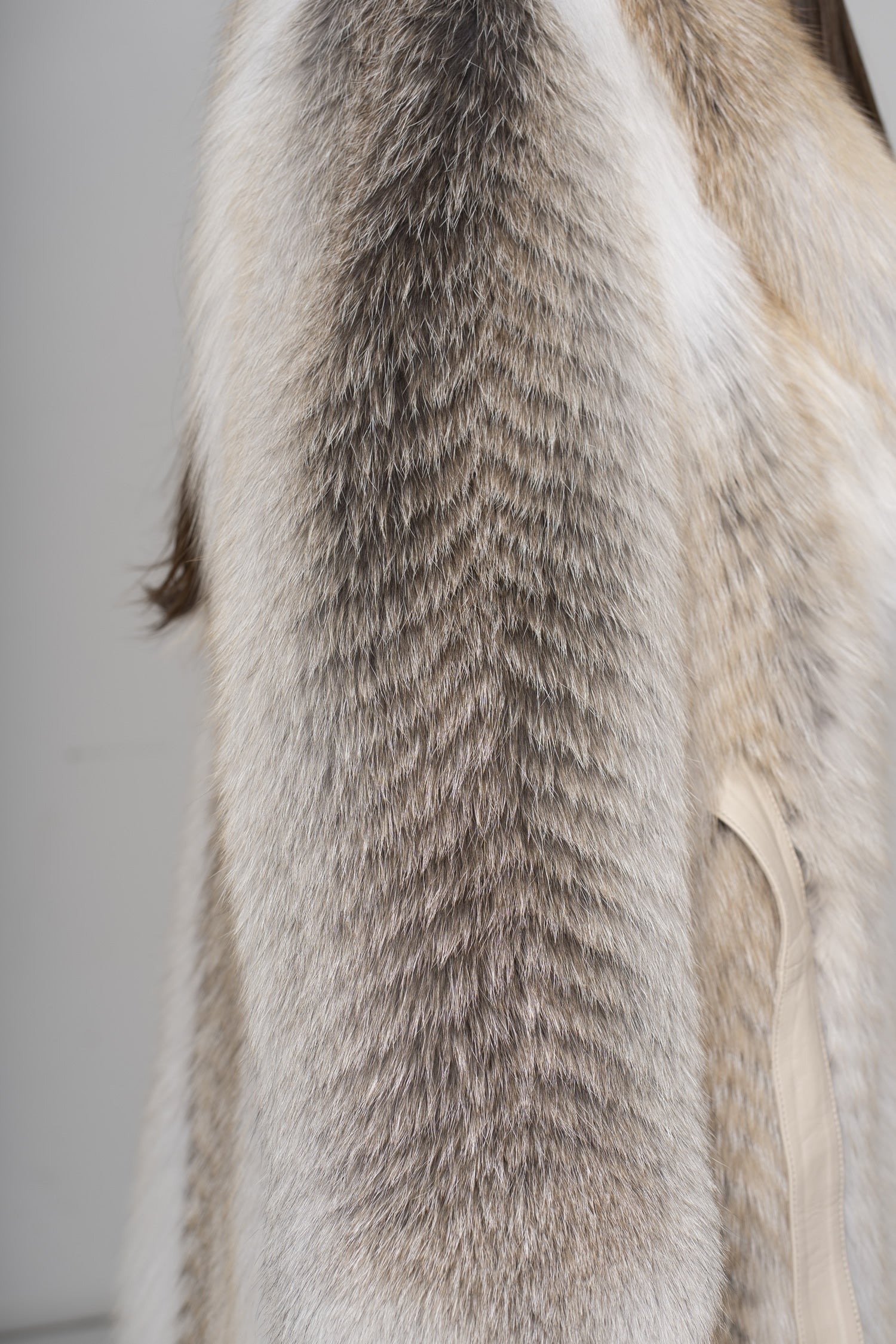 Haină Lungă de Lux din Blană Naturală de Vulpe – Arctic Queen