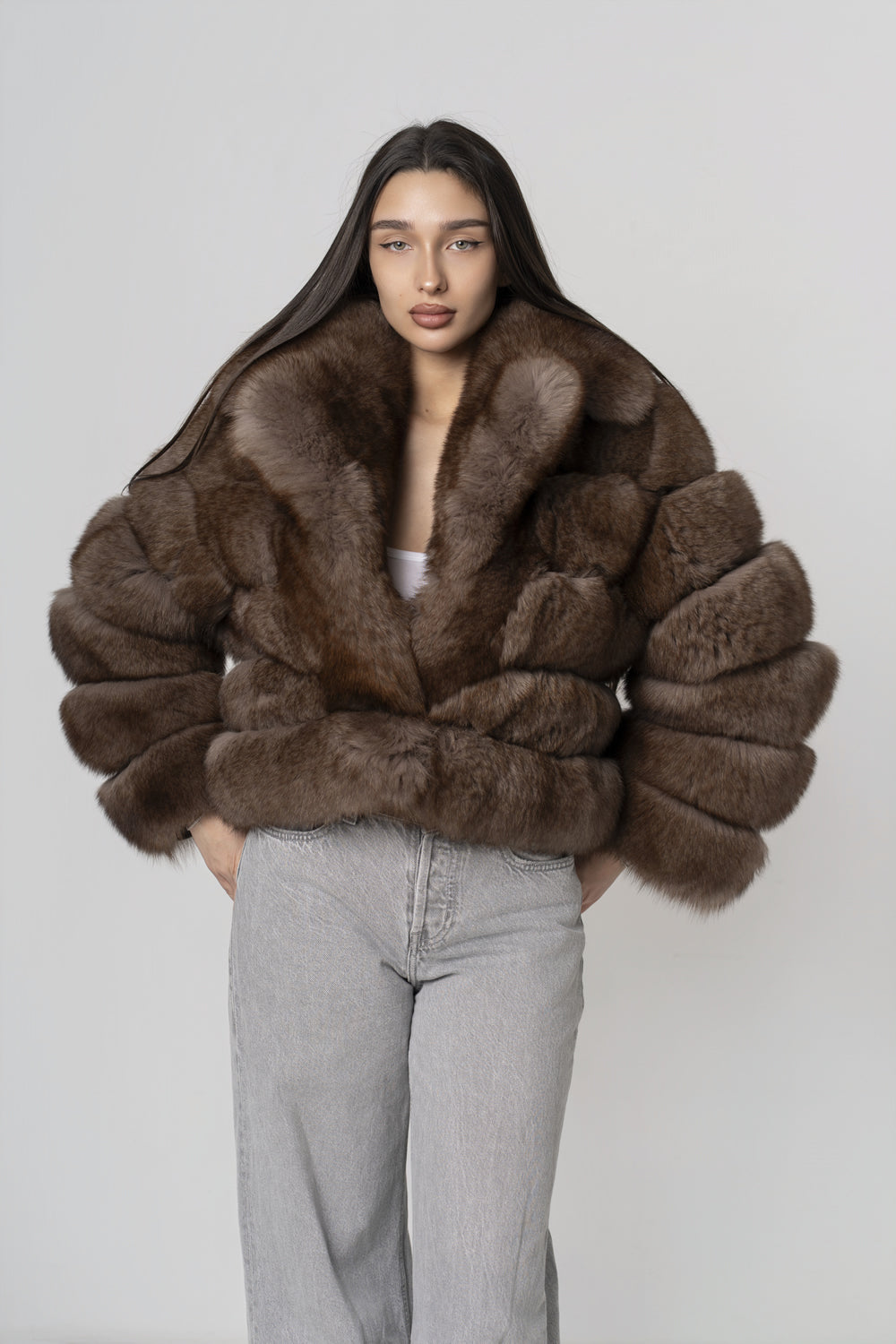 Haină din Blană Naturală de Vulpe – Elegance Brown