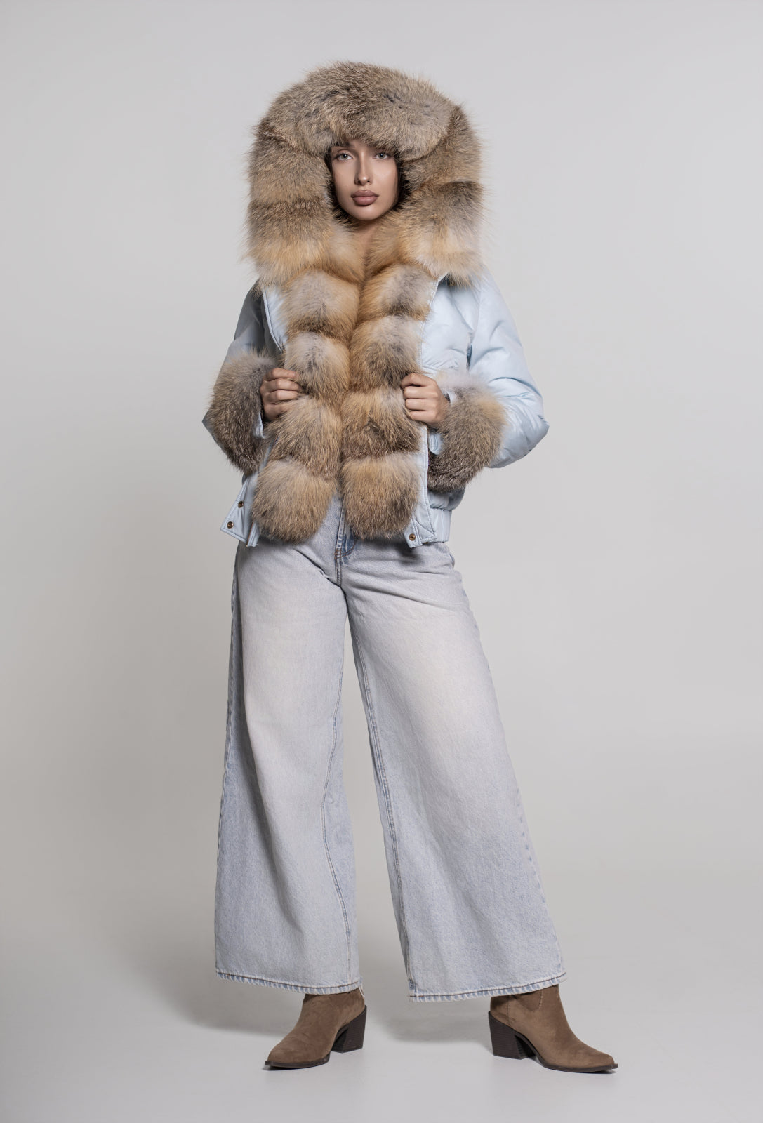 Geacă fas impermeabilă accesorizată cu blană de vulpe gold frost