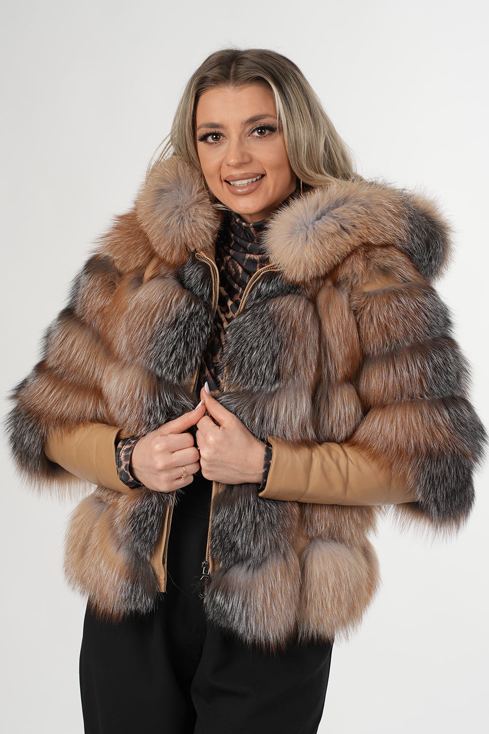 Haină din blană de vulpe canadiană - model 4 in 1