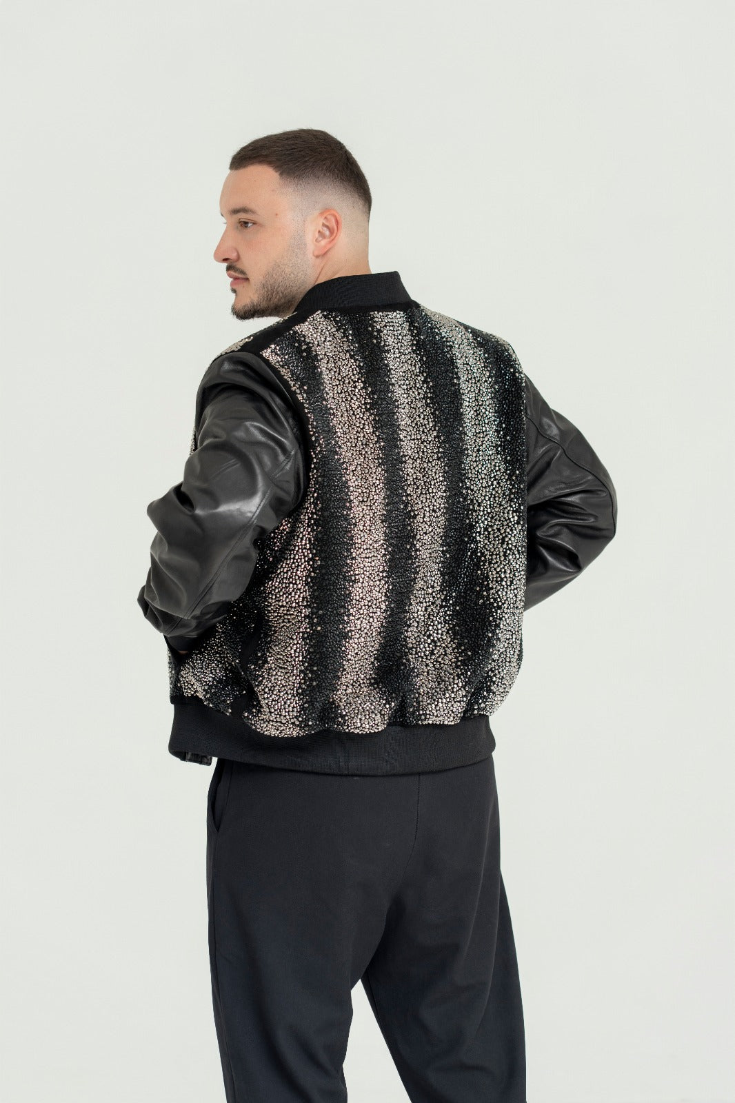 Jachetă Bomber de Lux – Black Diamond & Genuine Leather