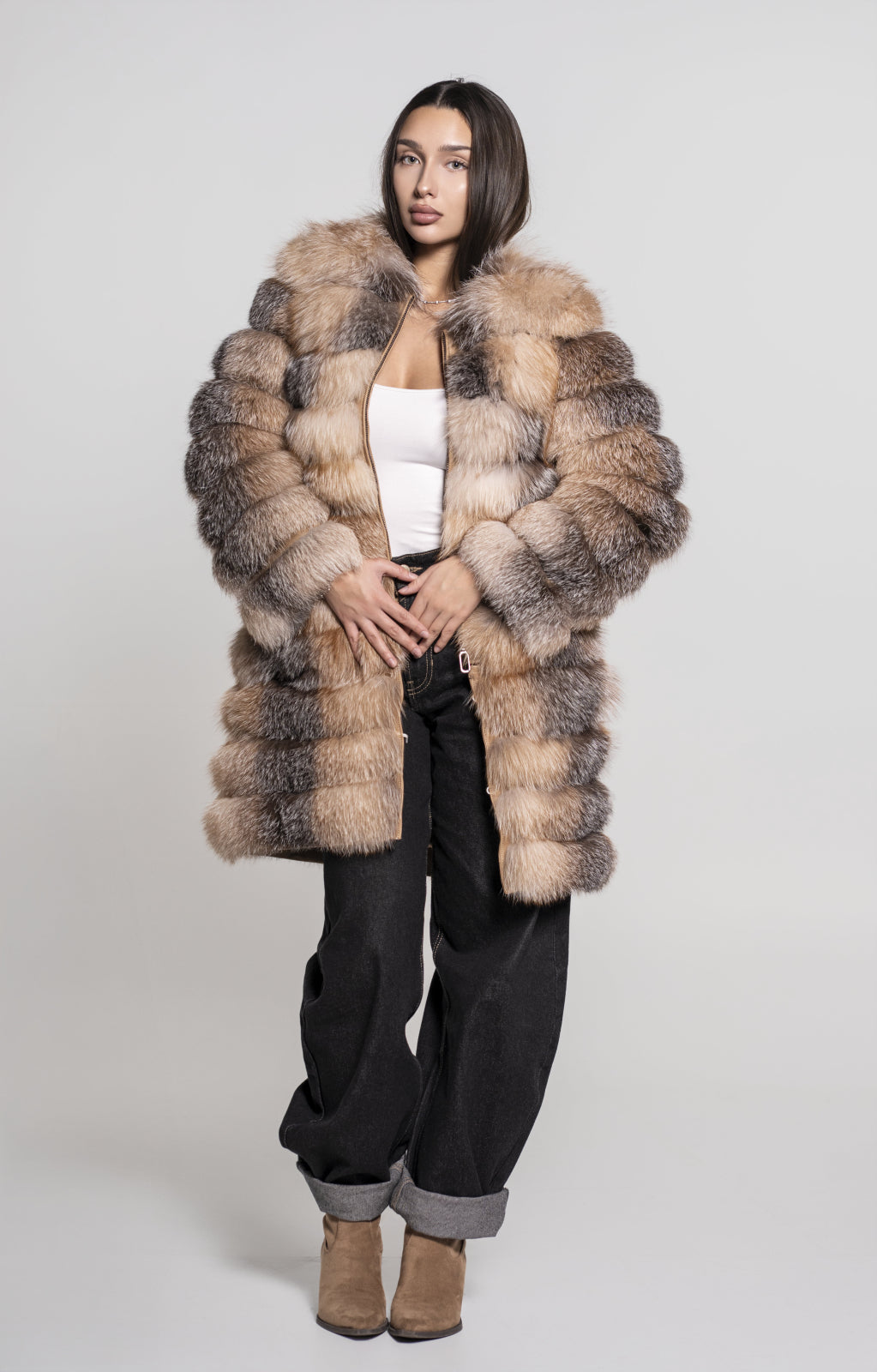 Model 6 în 1 vulpe canadiană